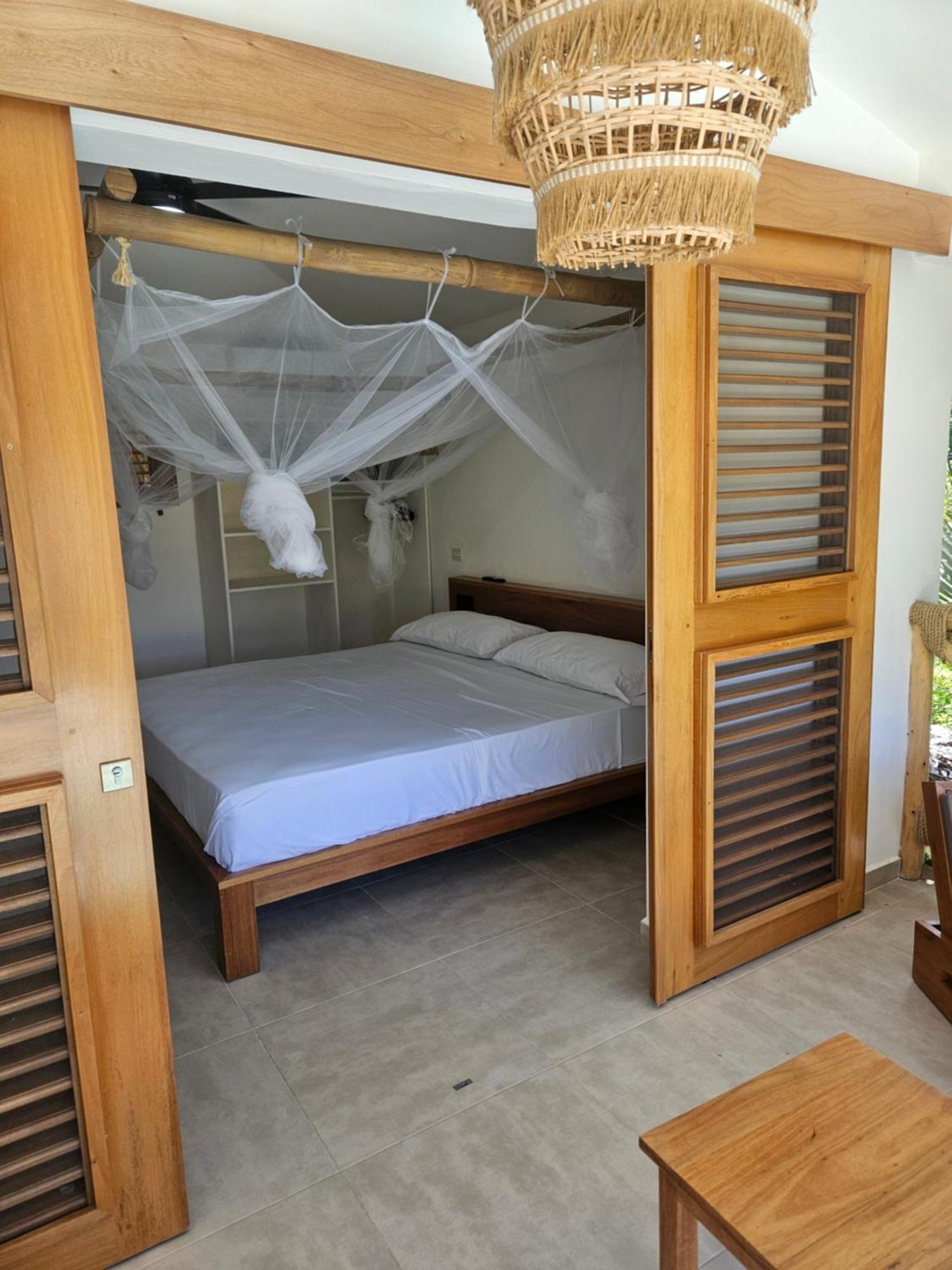Casa Shambala B&B Лас Теренас Екстериор снимка