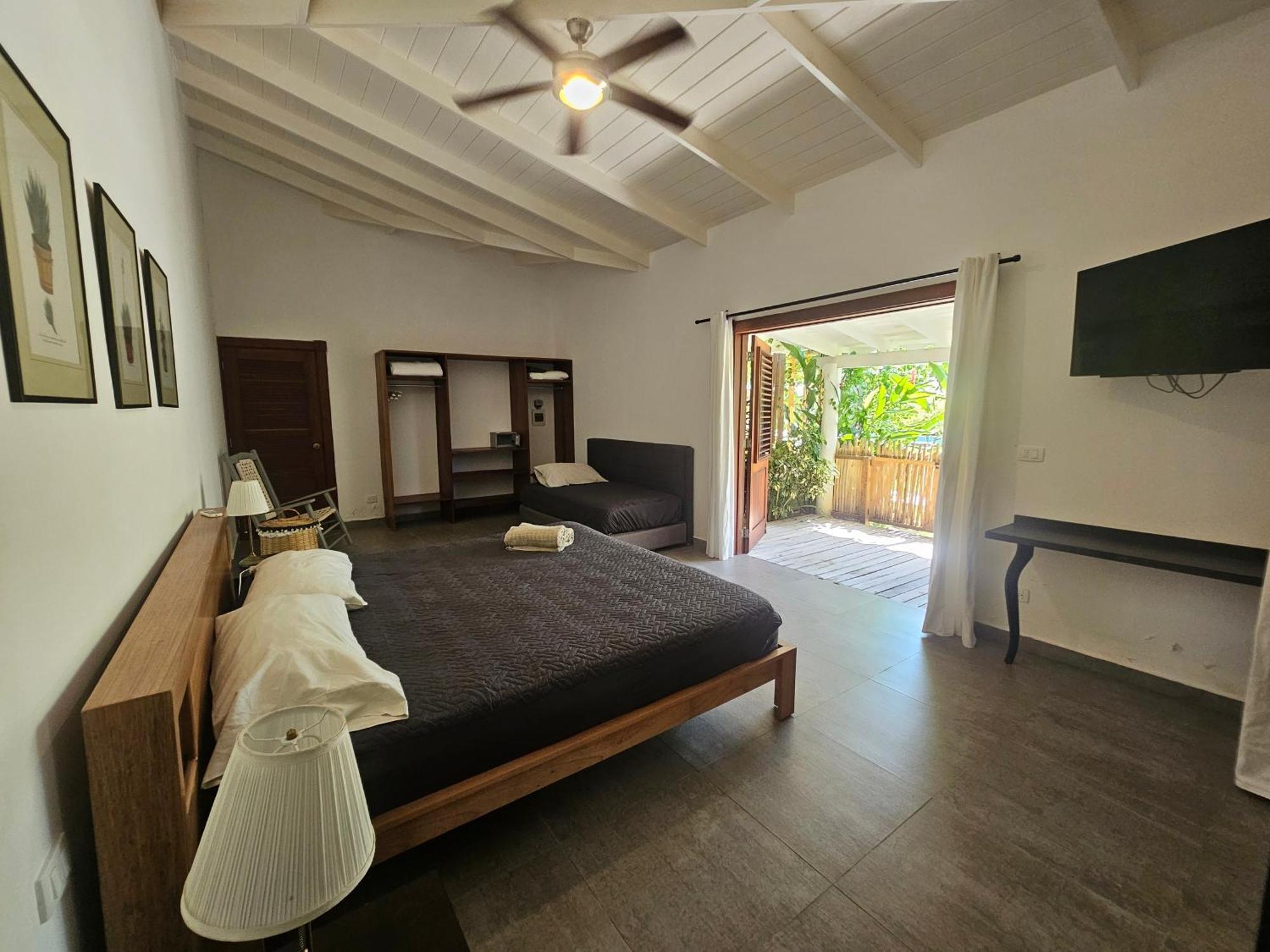Casa Shambala B&B Лас Теренас Екстериор снимка